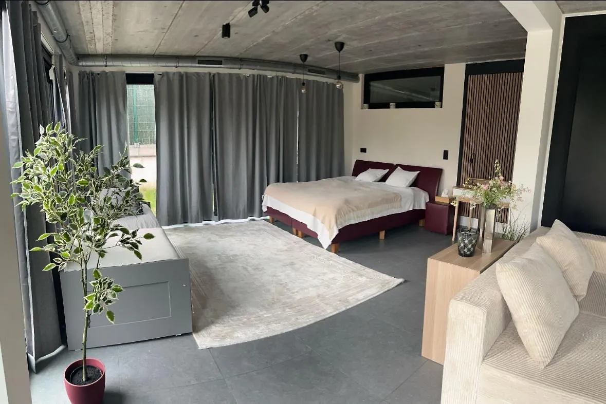 Studio Brussels Airport